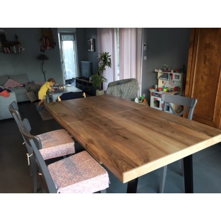 Table bois métal en noyer