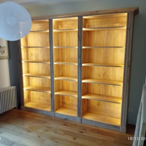 Bibliothèque rétro éclairée — vue 1 — Bois Joli Création
