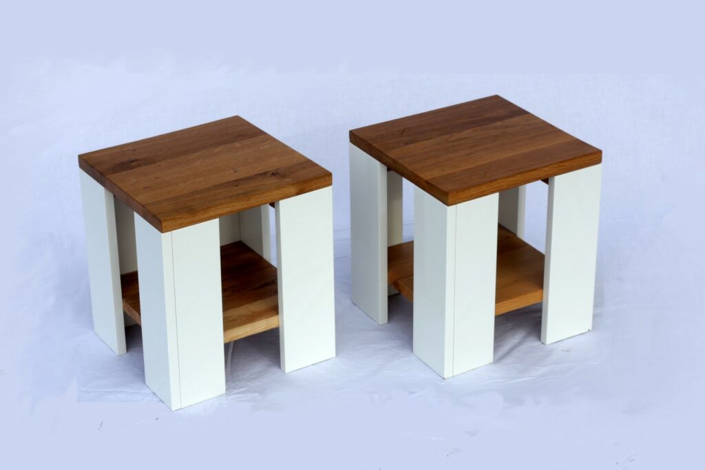 Table de nuit laquée et chêne réalisée par Bois Joli Création
